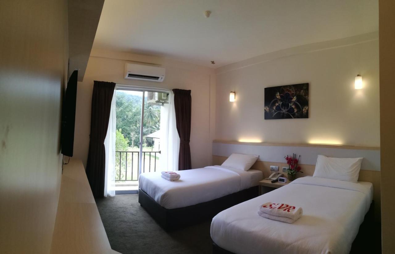 Serdang Lake View Resort Sungai Kechil Екстер'єр фото